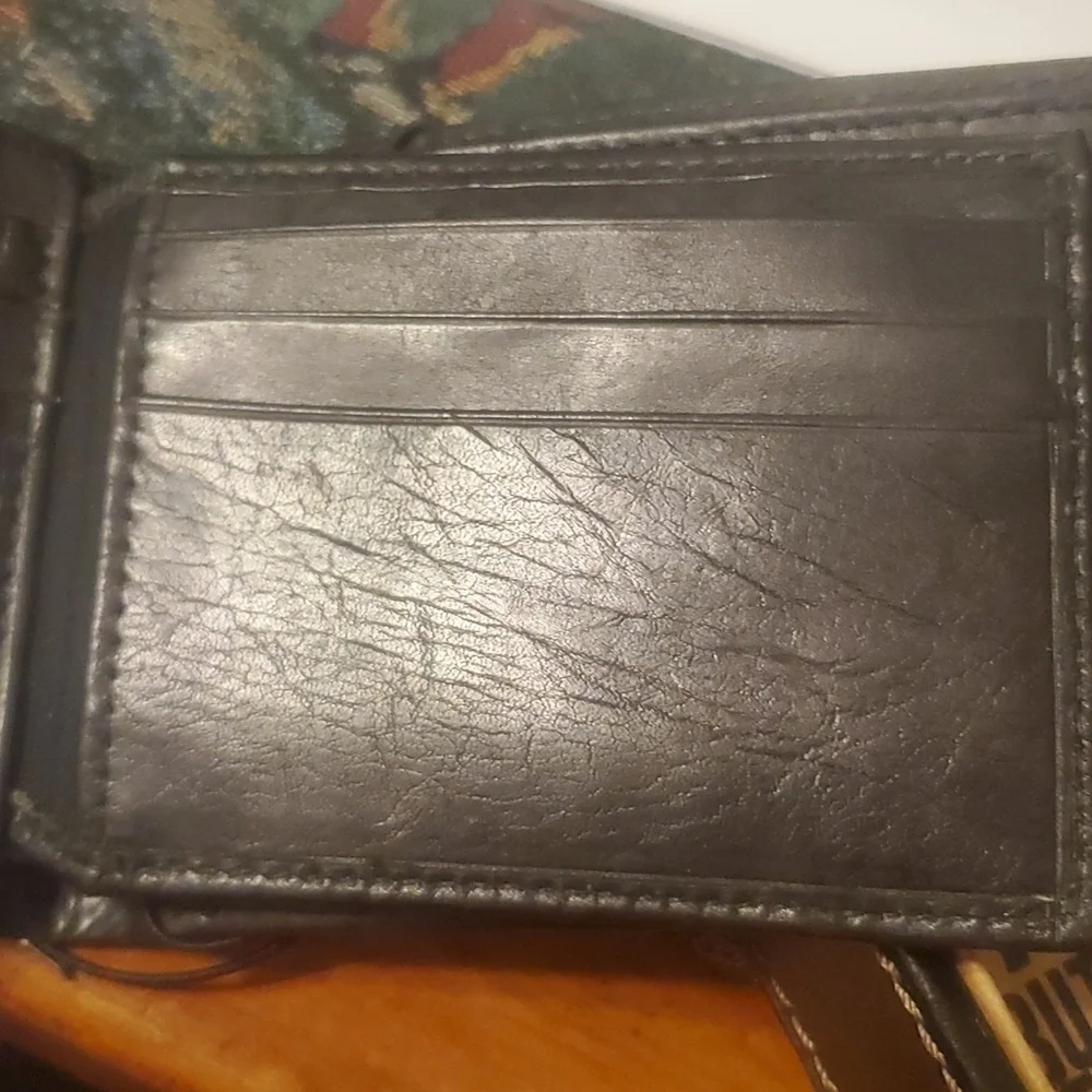 𝅺DOCKERS Leather Black Leather Slimfold Wallet NWT